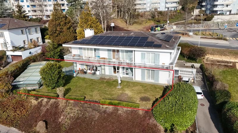 Villa-appartement avec piscine et vue sur le lac (1)