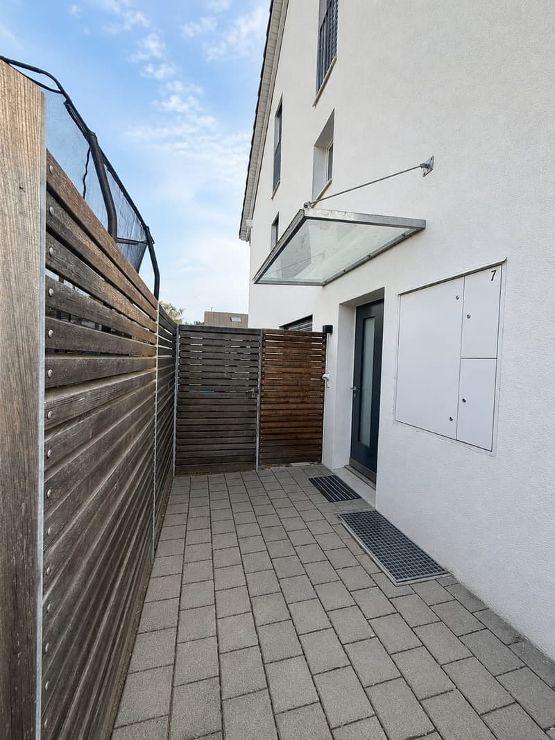 6.5-Zi.-Reiheneckhaus mit Garten & 2 Garagen in Felben-Wellhausen (5)