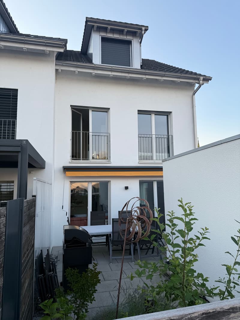 Modernes Familienhaus mit Garten - einziehen und wohlfühlen (2)