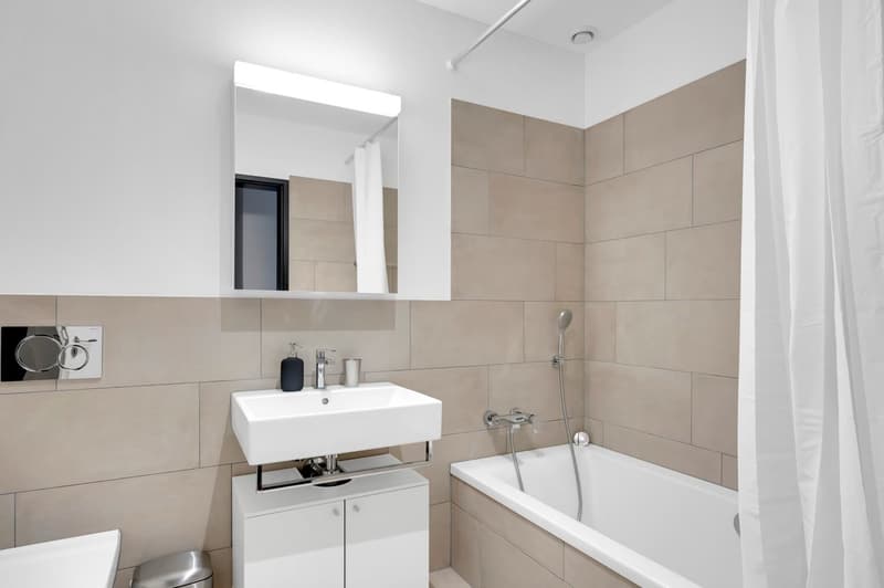 Moderne 4.5-Zimmer-Wohnung mit Balkon im Glattpark, Opfikon (8)