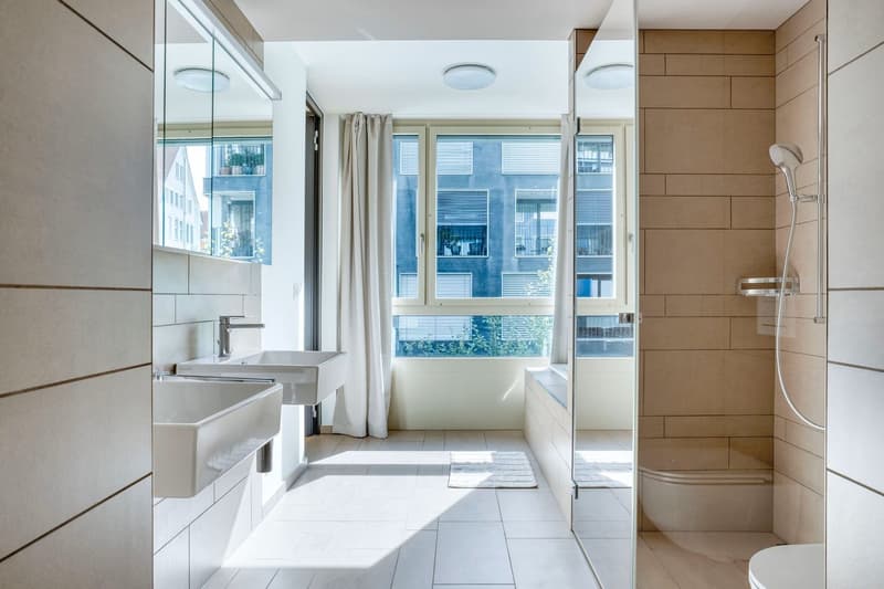 Möblierte 3.5-Zimmer-Wohnung mit Loggia in Zürich-Sihlcity (11)