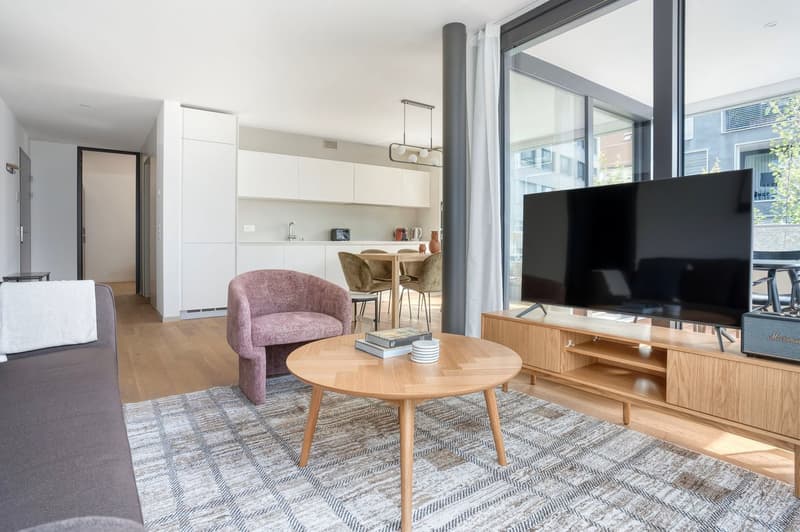 Möblierte 3.5-Zimmer-Wohnung mit Loggia in Zürich-Sihlcity (2)