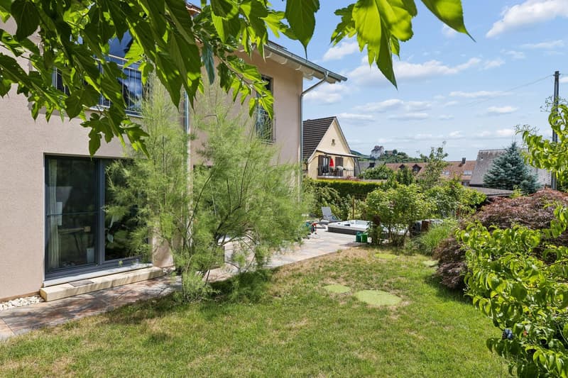 Exklusive Neubau-Villa mit Designerküche – 35 Min. ab Zürich (13)