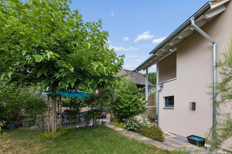 Höchste Qualität: Bezugsbereites Einfamilenhaus am Aaretal, 9.5 Zi. (5)