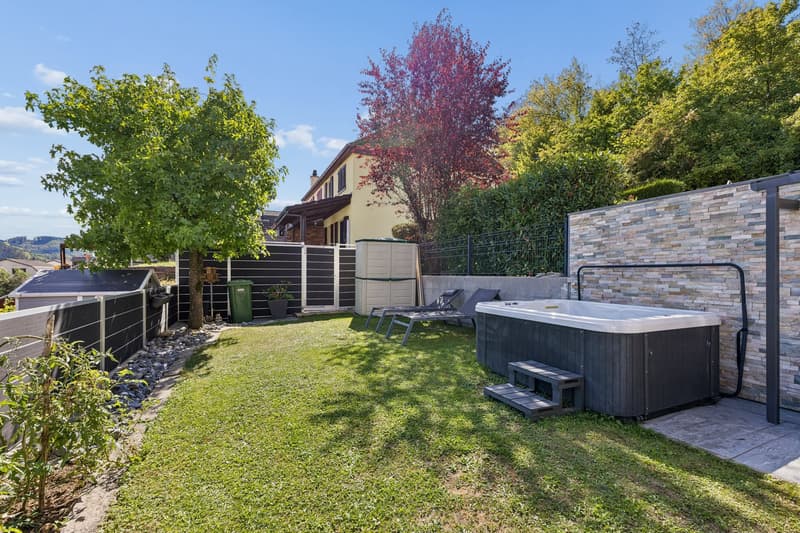 Ihr Wellness-Garten mit Whirlpool & Jurablick – 5½-Zi.-Reihenhaus (9)