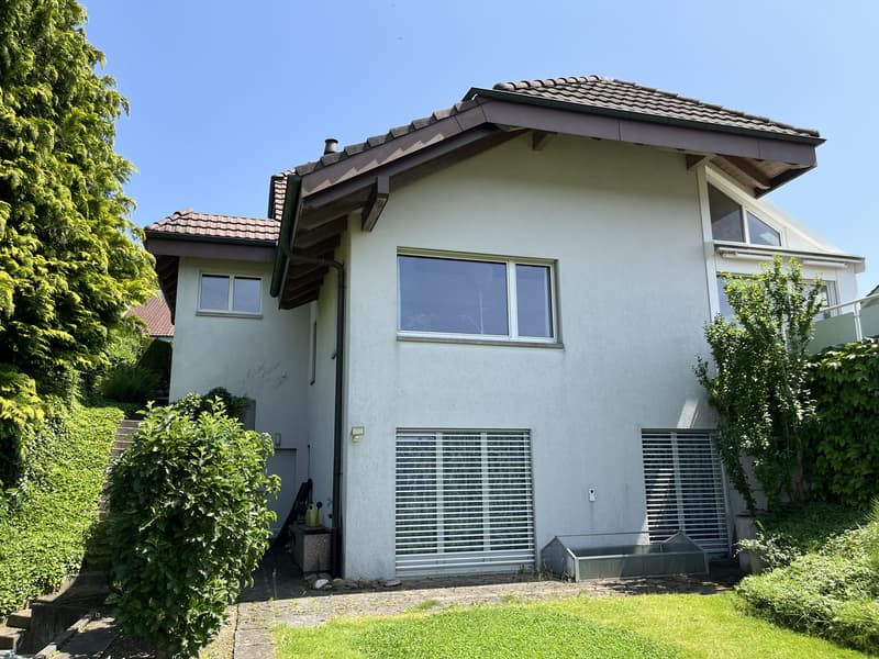 Sehr gepflegtes 6.5-Zimmer-Einfamilienhaus, exklusives Wohnen an Panoramalage (3)