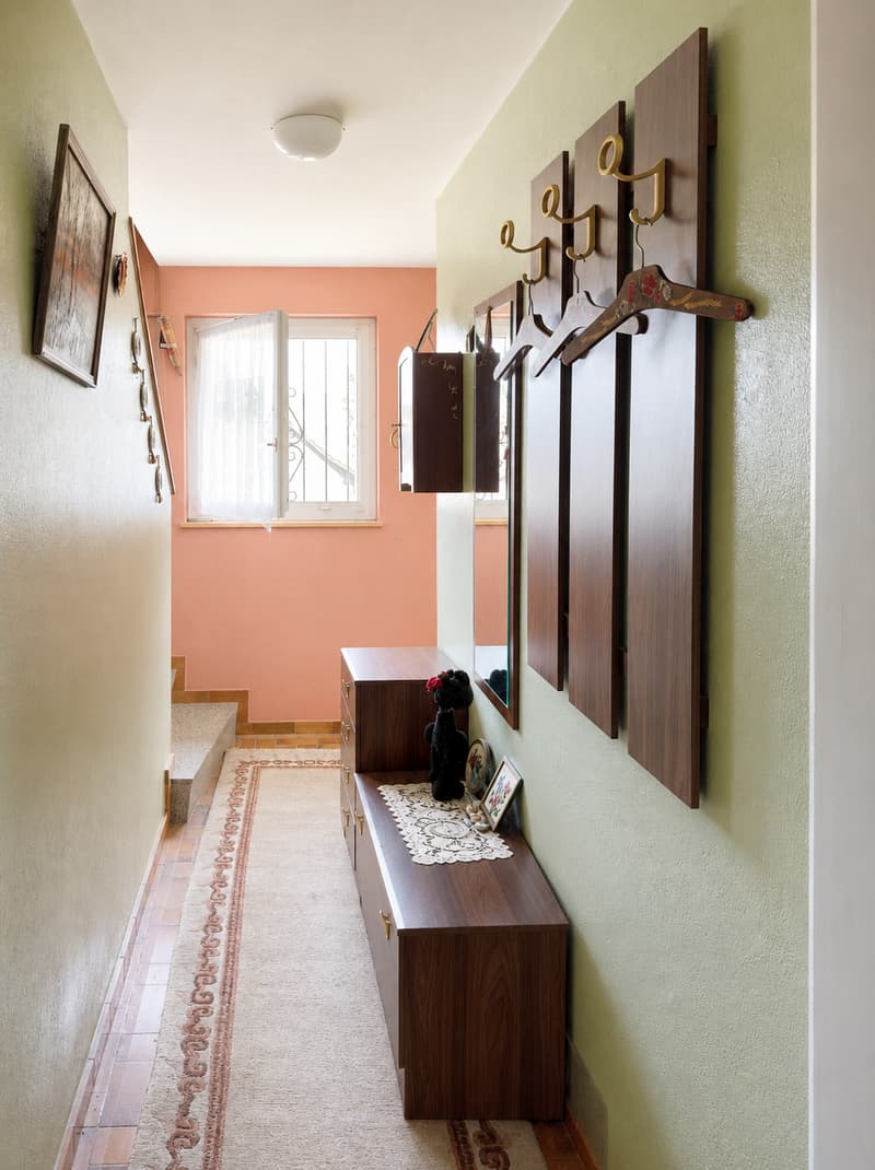 12_Gang mit Garderobe_neu