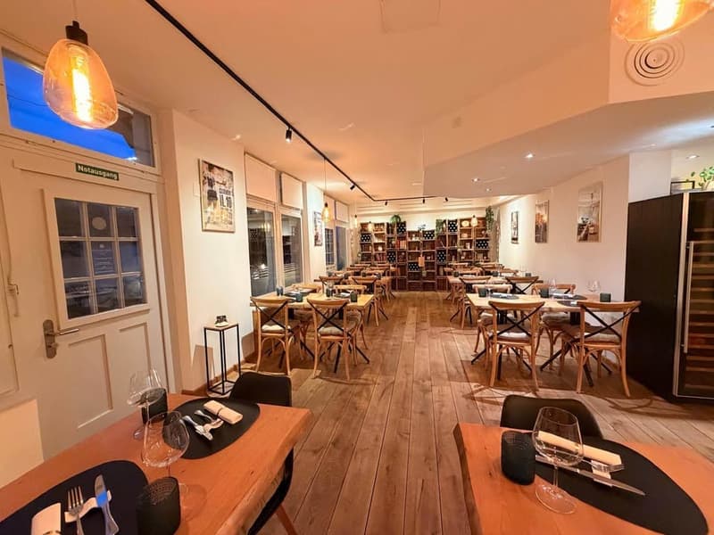 Restaurant mit grosser Terrasse – nähe Thunersee (7)