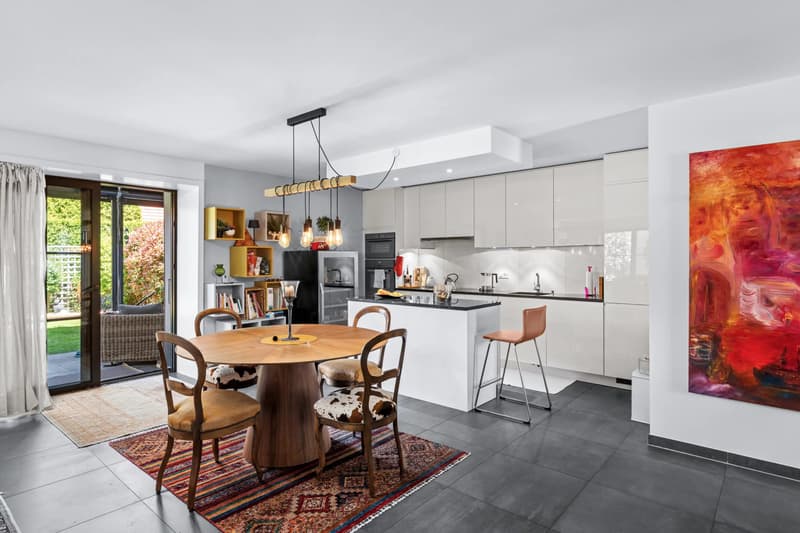 Rez-de-jardin contemporain, spacieux et bien agencé (3)