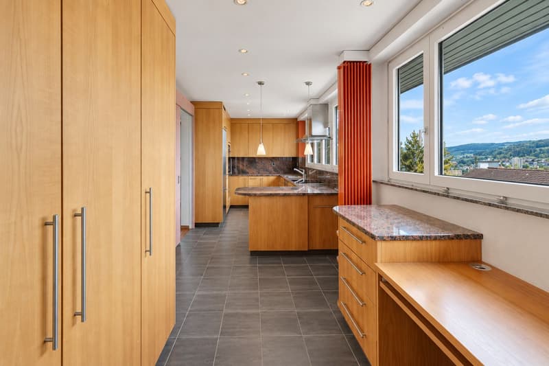 6.5-Zimmer Einfamilienhaus mit Ausbaupotenzial (3)