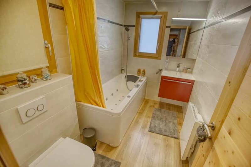 Character chalet with 2 annexes and a large land in Haute-Nendaz! (13)