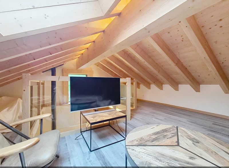 Chalet in a condominium ? Excellent rental potential (6)
