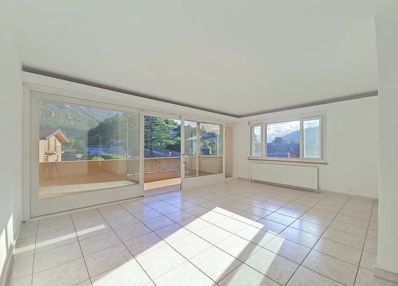 Magnificent 3.5-room apartment in Sierre, near Lake Géronde! (2)