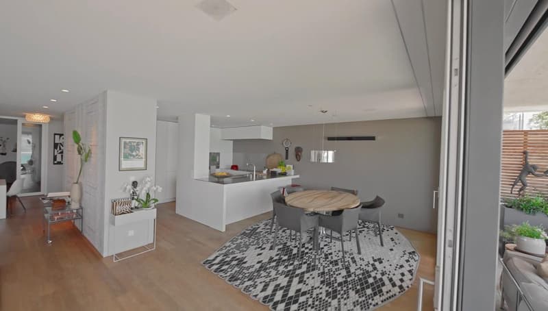 Grosszügige 7.5-Zimmer-Mietwohnung mit atemberaubendem Ausblick in Walchwil (5)