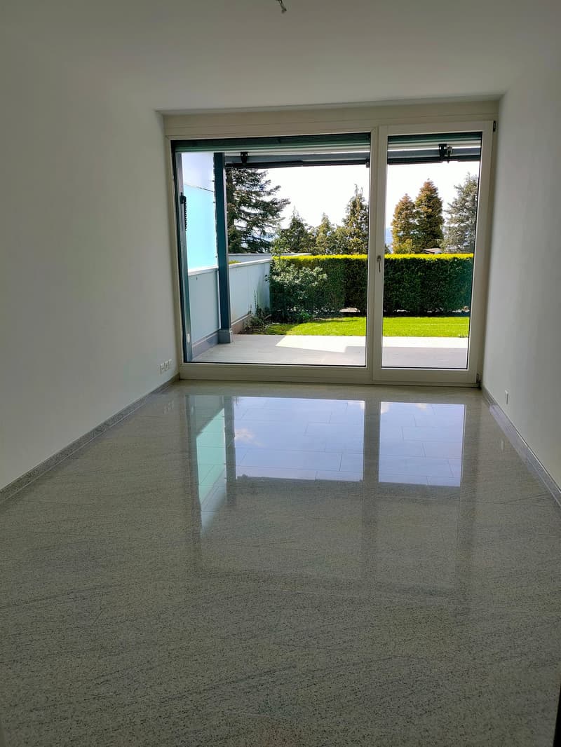Spacious 4.5-Room Terrace Apartment in Zug – Available from September 2026 (10)