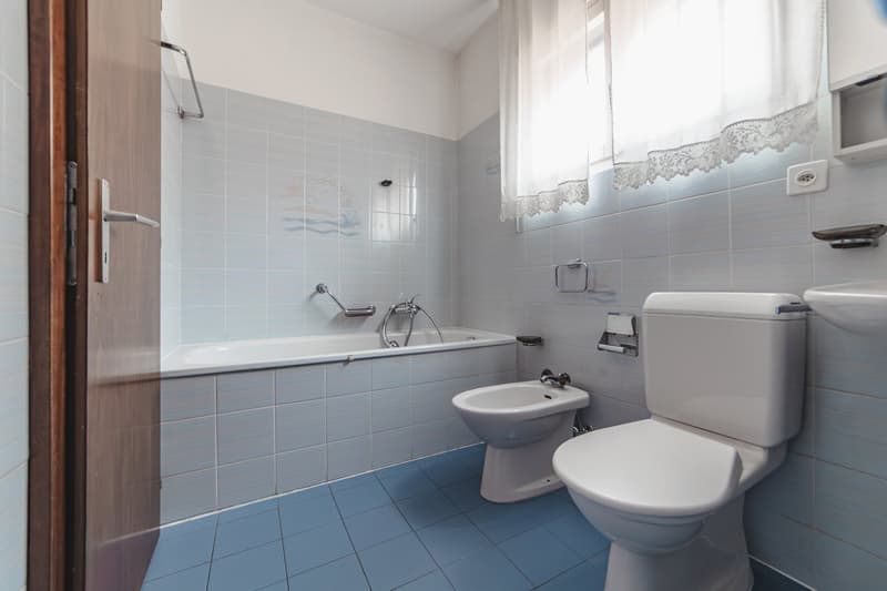 Incantevole Casa Bifamiliare di 5.5 Locali a Chiasso – Disponibile Subito! (9)