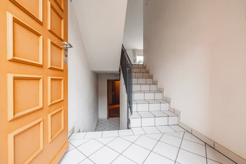 Incantevole Casa Bifamiliare di 5.5 Locali a Chiasso – Disponibile Subito! (18)