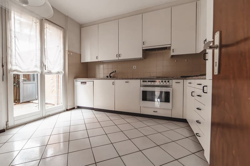 Incantevole Casa Bifamiliare di 5.5 Locali a Chiasso – Disponibile Subito! (4)