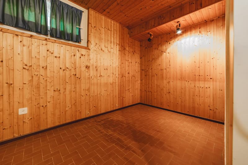 Incantevole Casa Bifamiliare di 5.5 Locali a Chiasso – Disponibile Subito! (20)