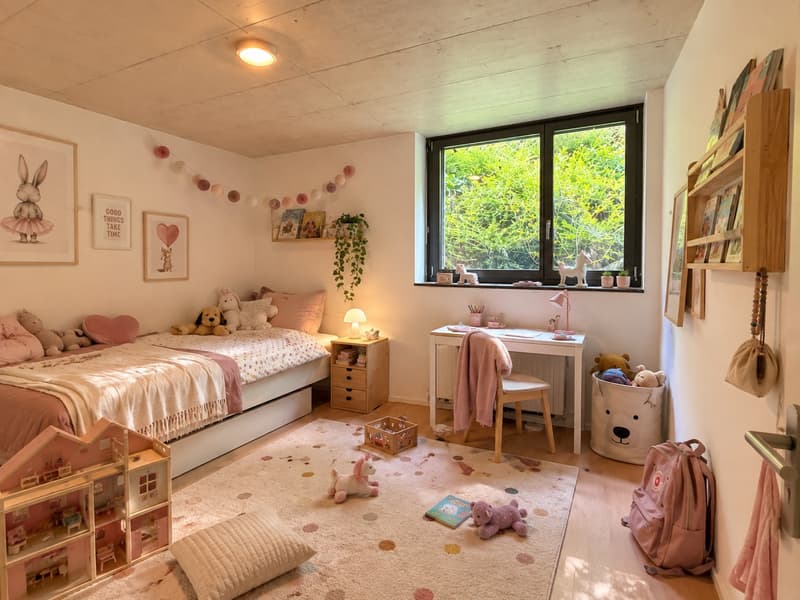 Doppel-Einfamilienhaus - Modernes Wohnen mit Pool und Minergie-Standard (8)