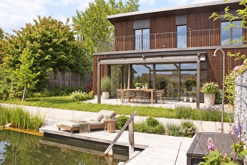 Doppel-Einfamilienhaus - Modernes Wohnen mit Pool und Minergie-Standard (12)