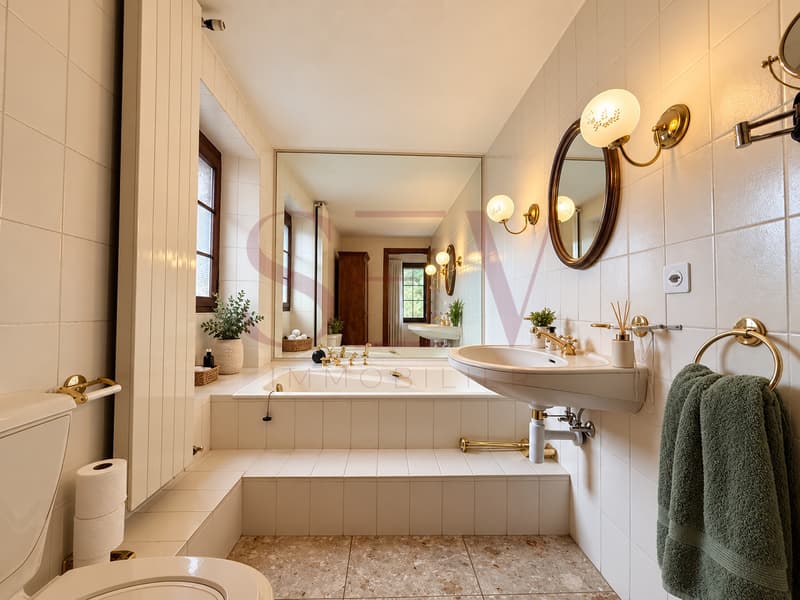 Etage: Salle de bains privative de la suite parentale