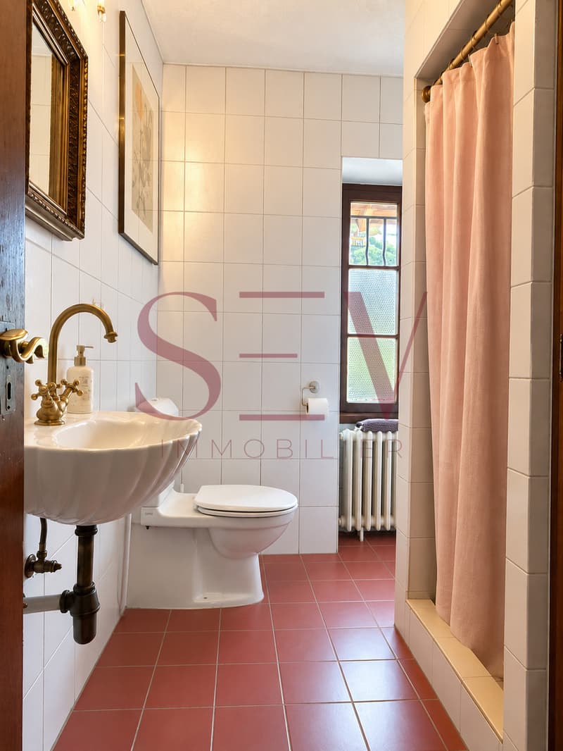 Etage: Salle de douche