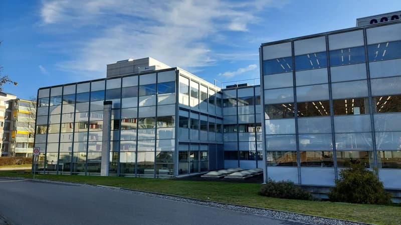 Klimatisierte Büro-/Gewerbeflächen in Bellach mieten (7)