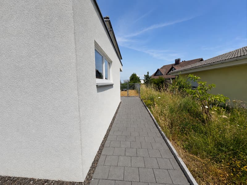 Modernes 4.5-Zimmer-Einfamilienhaus in Freidorf – Sofort verfügbar! (23)