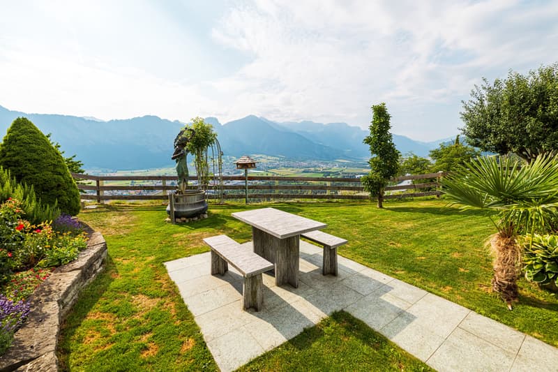 6-Zimmer-Einfamilienhaus mit Panorama und Garten in Mastrils kaufen (6)