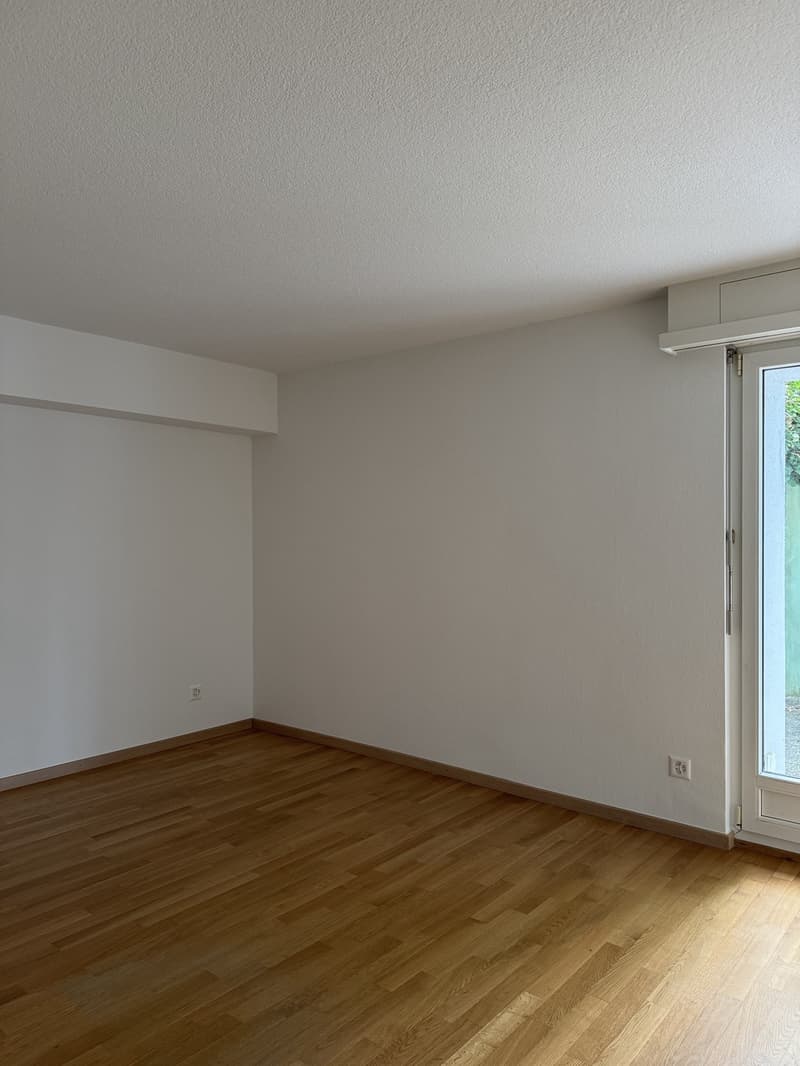 Grosszügige 3-Zimmerwohnung mit Sitzplatz an der Unterortstrasse 14 in Au (7)