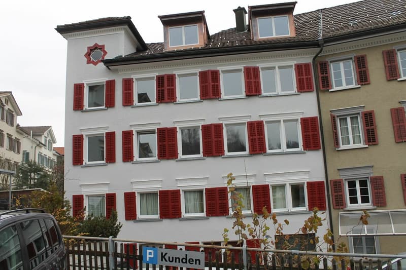 2.5-Zimmer-Dachwohnung, renoviert 2022, in Herisau mieten (1)