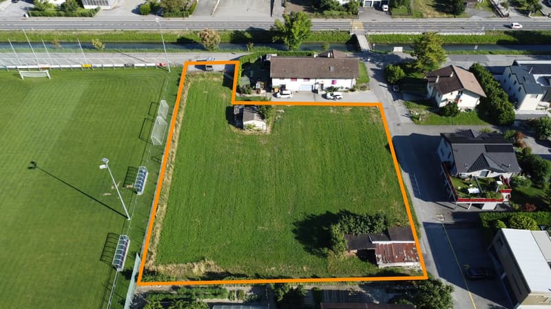 Terrain à bâtir de 3’215 m² à Fully – Villas ou immeuble(s) – Division possible (2)