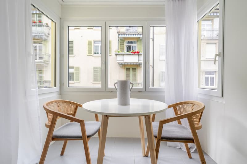 Bright & Modern 3-Room Apartment with Balcony (6)