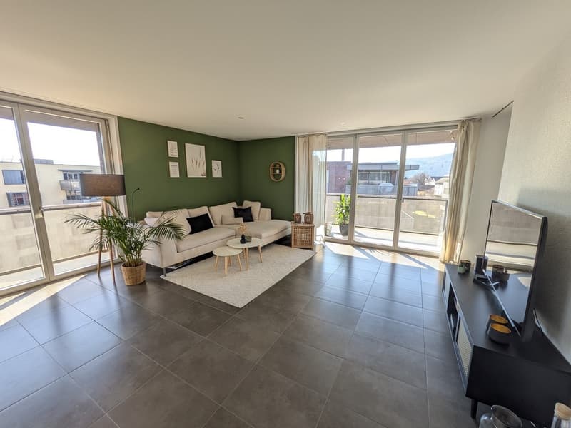 Moderne 3-Zimmer-Wohnung mit Balkon in Winterthur (2)