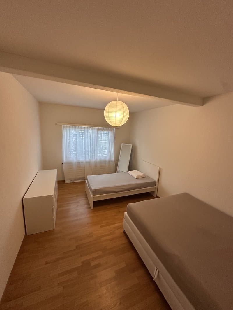 Helle 3-Zimmer-Wohnung mit Balkon in Zürich-Schwamendingen (7)