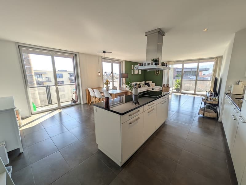 Moderne 3-Zimmer-Wohnung mit Balkon in Winterthur (2)