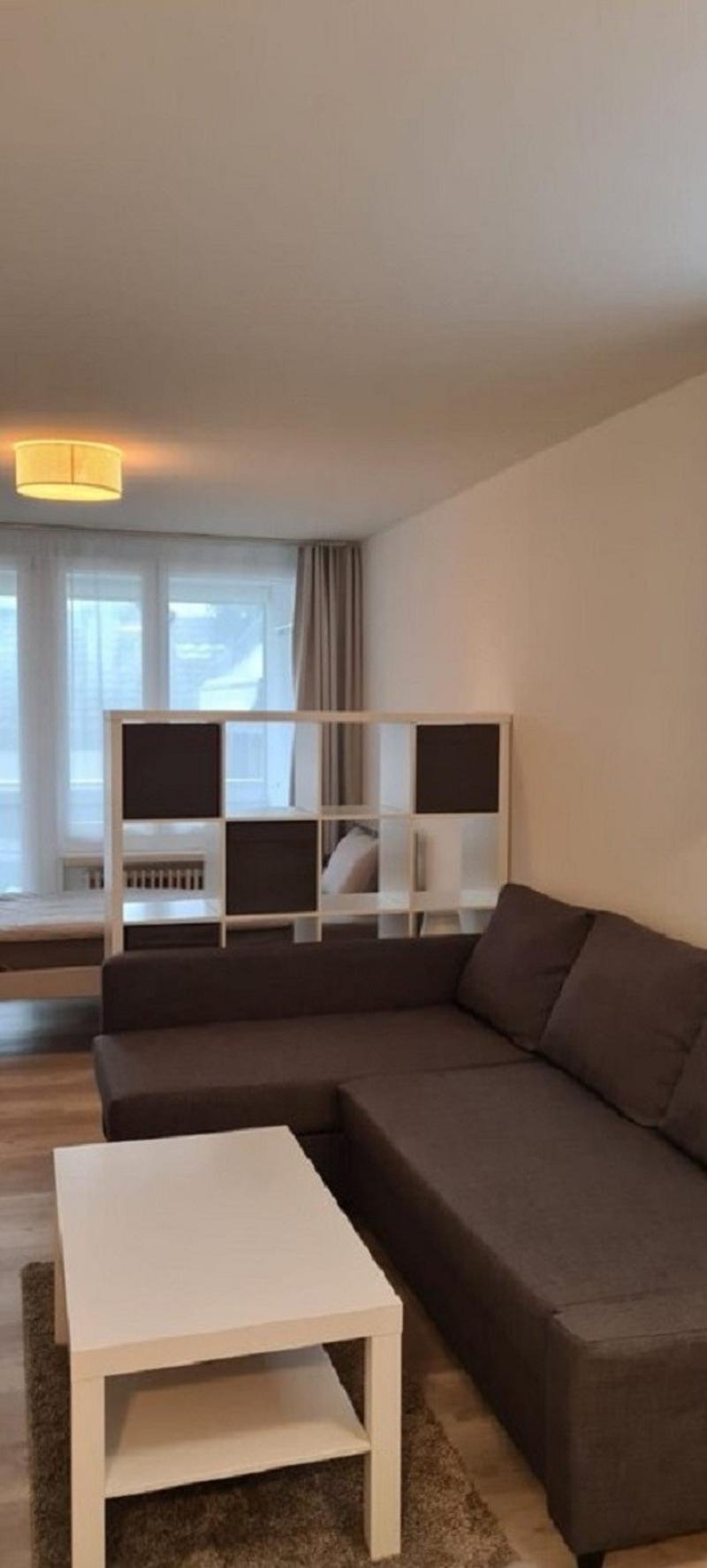 2,5 Zimmer Wohnung mit balkon (4)