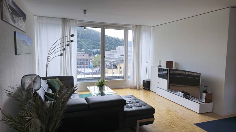 Moderne 3-Zimmer-Wohnung mit Balkon in Baden (5)