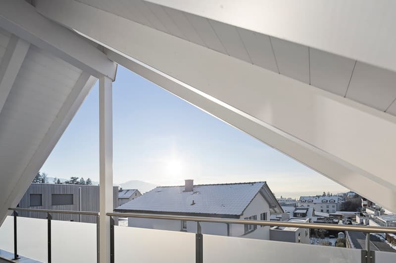 Teilseesicht mit zwei Loggias und modernem Ausbau (12)