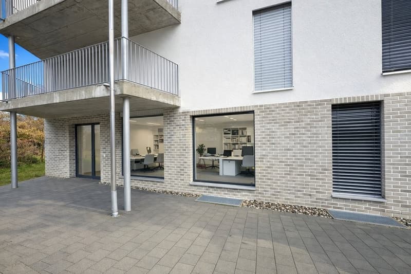 ATTRAKTIVE BÜRO/PRAXISFLÄCHE - 2x NETTOMIETZINS GESCHENKT (1)