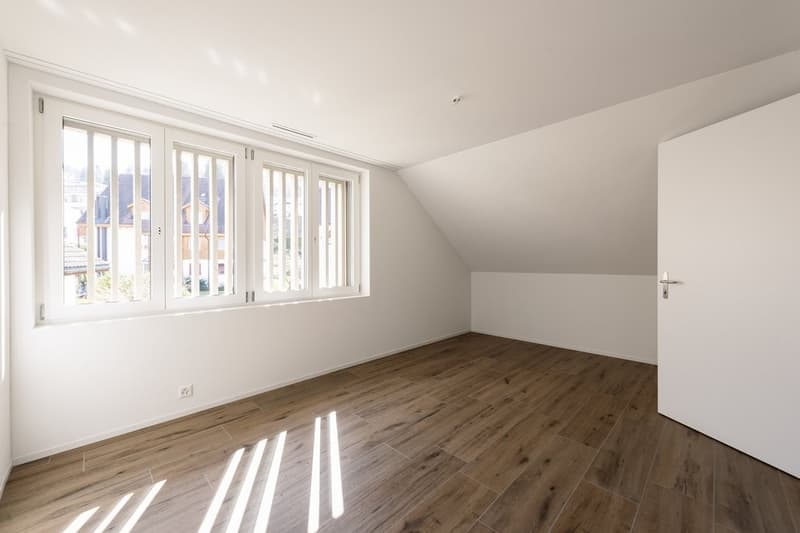 MODERNE UND GROSSZÜGIGE MAISONETTE WOHNUNG (5)