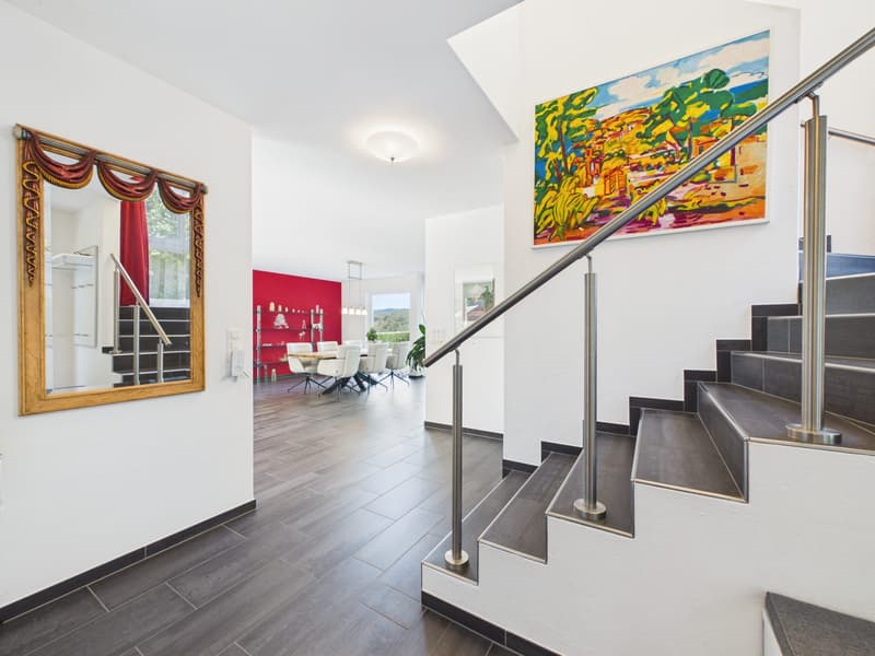 Gepflegtes Einfamilienhaus mit viel Platz und maximaler Privatsphäre (4)
