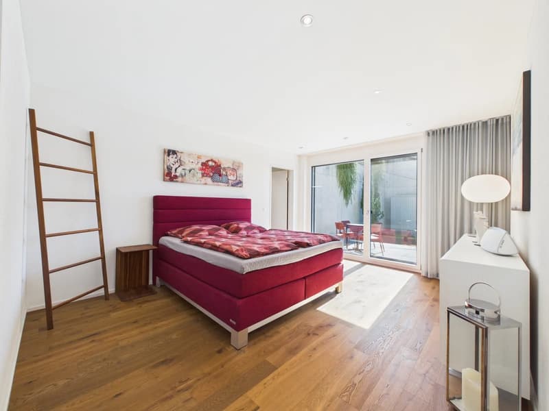Exklusive 4.5-Zimmer-Wohnung mit grosszügiger Terrasse und Balkon (7)