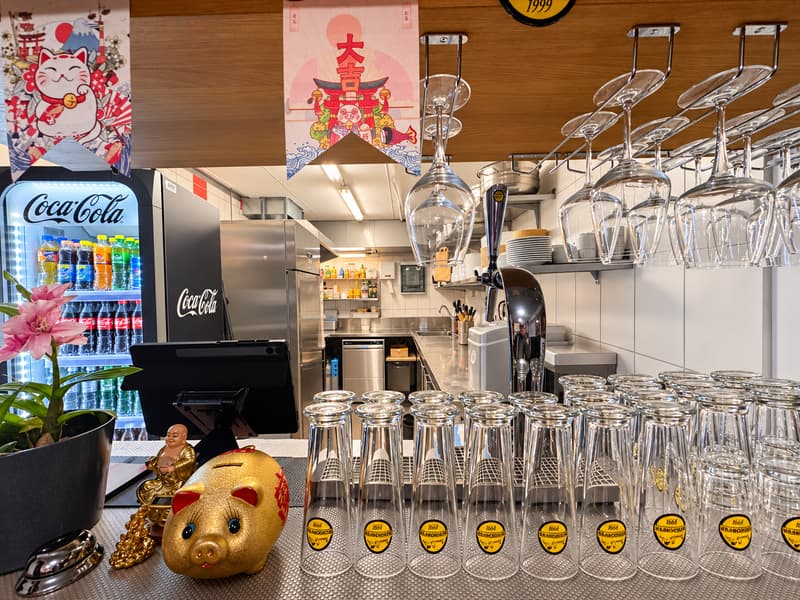 Restaurant mit Küche, Bar und Terrasse in Burgdorf zu vermieten (2)
