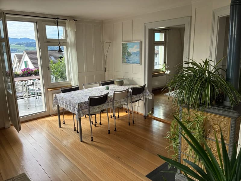 4.5-Zimmer-Maisonette mit Seesicht in Stäfa (5)