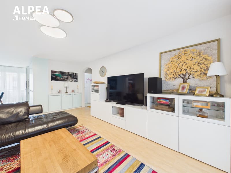 Wohnen, wo andere entspannen - stilvolle 4.5-Zimmer-Oase in Seenähe von Goldach (1)