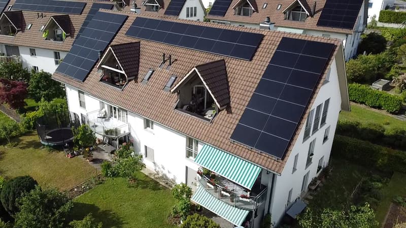 Aussergewöhnliche Dach-Maisonettewohnung im idyllischen Römerhof (1)