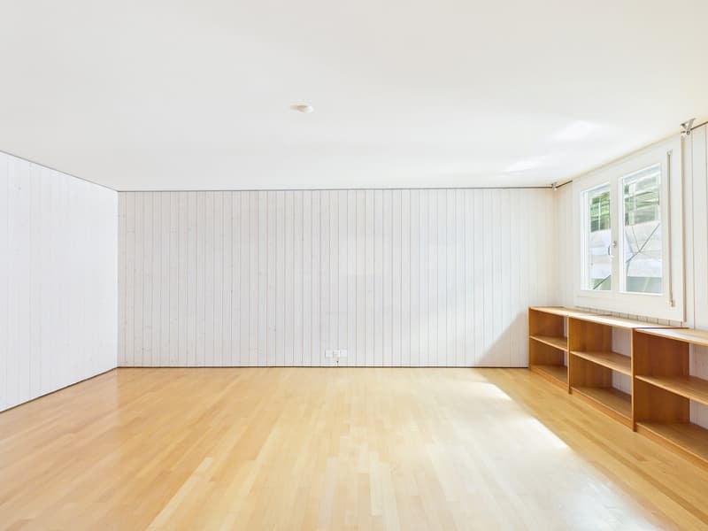 10.5-Zimmer-Einfamilienhaus mit Aussicht (9)