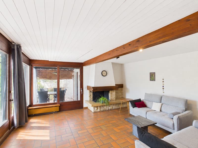6-Zimmer-Einfamilienhaus mit 1712m² Grundstück und grossem Entwicklungspotential (3)